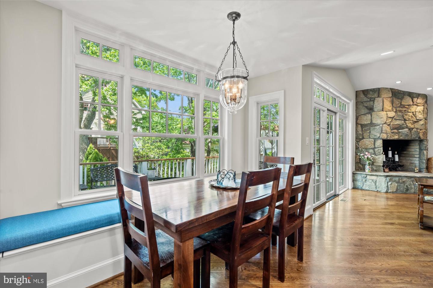 6041 25TH RD N, ARLINGTON, Virginia 22207, 4 Bedrooms Bedrooms, ,5 BathroomsBathrooms,Residential,For sale,6041 25TH RD N,VAAR2054758 MLS # VAAR2054758
