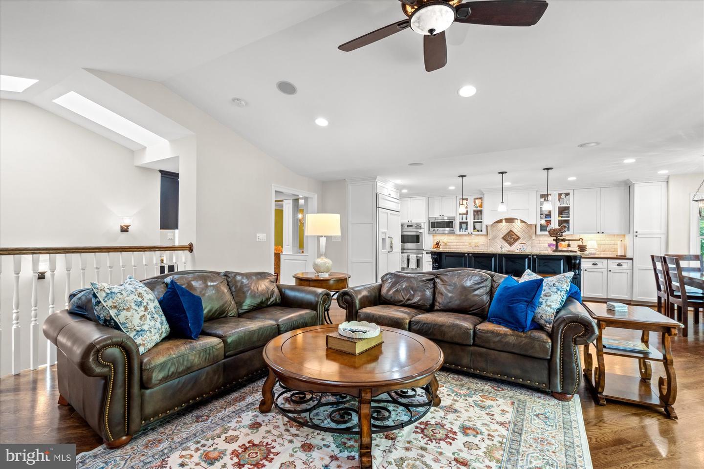 6041 25TH RD N, ARLINGTON, Virginia 22207, 4 Bedrooms Bedrooms, ,5 BathroomsBathrooms,Residential,For sale,6041 25TH RD N,VAAR2054758 MLS # VAAR2054758