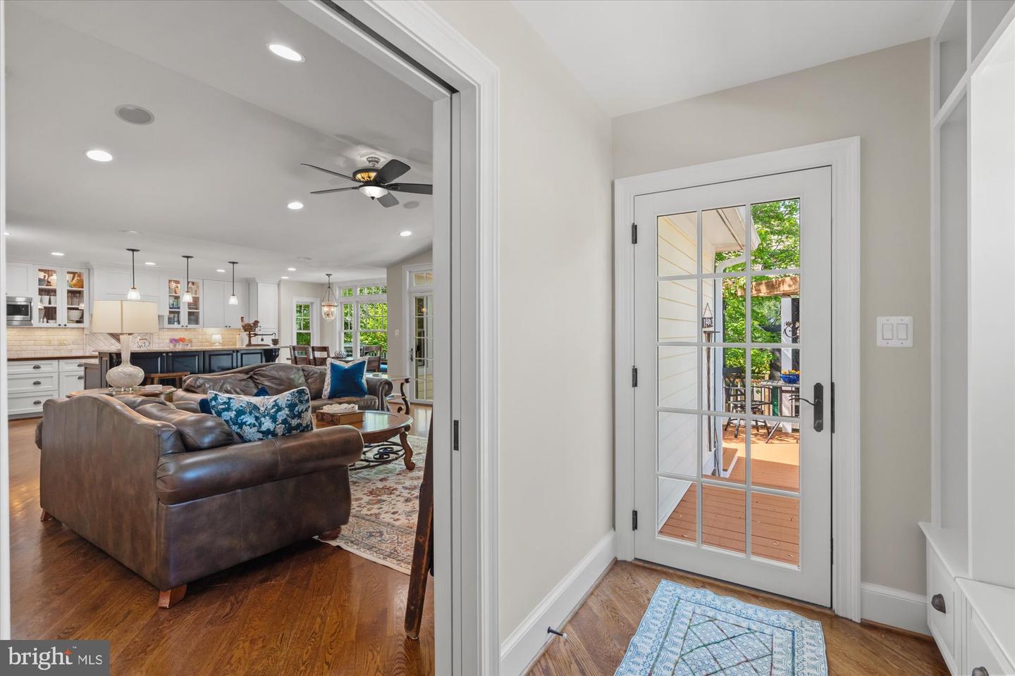 6041 25TH RD N, ARLINGTON, Virginia 22207, 4 Bedrooms Bedrooms, ,5 BathroomsBathrooms,Residential,For sale,6041 25TH RD N,VAAR2054758 MLS # VAAR2054758