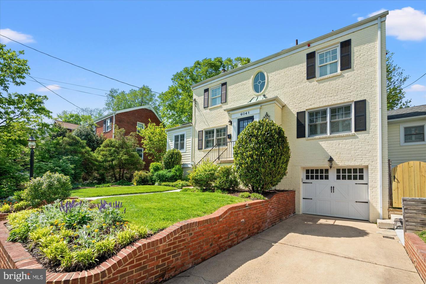 6041 25TH RD N, ARLINGTON, Virginia 22207, 4 Bedrooms Bedrooms, ,5 BathroomsBathrooms,Residential,For sale,6041 25TH RD N,VAAR2054758 MLS # VAAR2054758