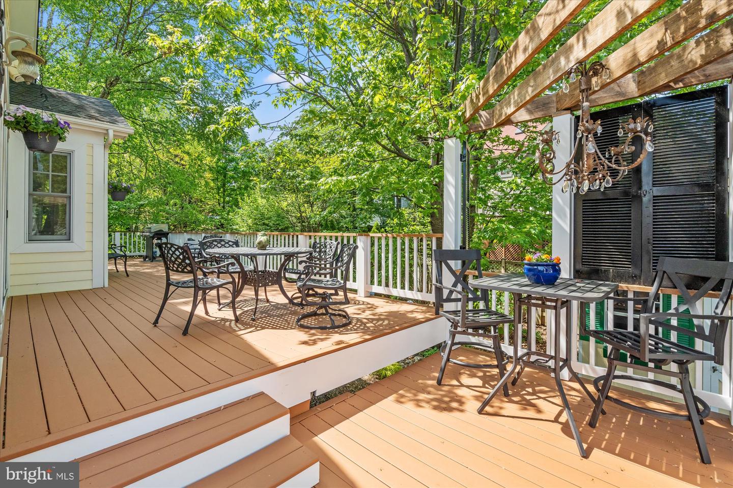 6041 25TH RD N, ARLINGTON, Virginia 22207, 4 Bedrooms Bedrooms, ,5 BathroomsBathrooms,Residential,For sale,6041 25TH RD N,VAAR2054758 MLS # VAAR2054758