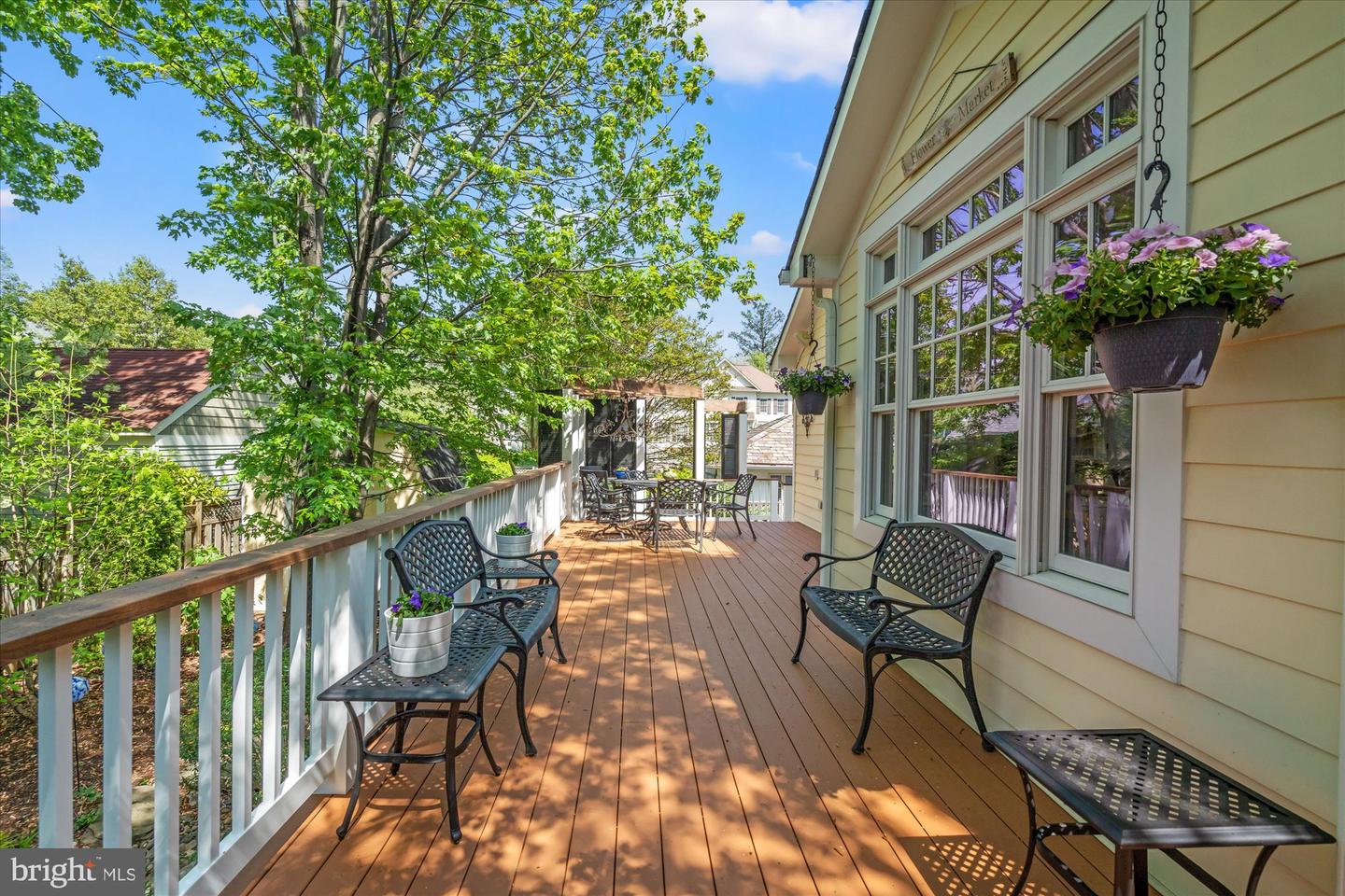 6041 25TH RD N, ARLINGTON, Virginia 22207, 4 Bedrooms Bedrooms, ,5 BathroomsBathrooms,Residential,For sale,6041 25TH RD N,VAAR2054758 MLS # VAAR2054758