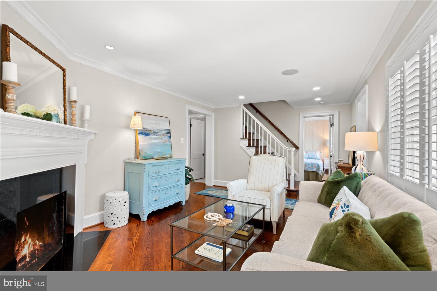 6041 25TH RD N, ARLINGTON, Virginia 22207, 4 Bedrooms Bedrooms, ,5 BathroomsBathrooms,Residential,For sale,6041 25TH RD N,VAAR2054758 MLS # VAAR2054758