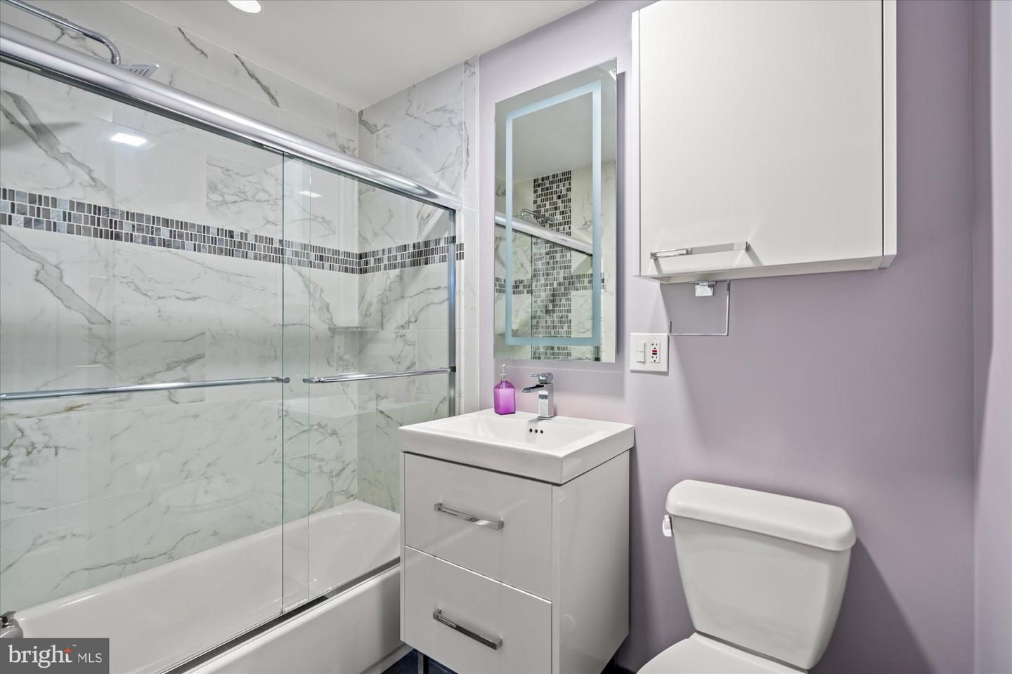 6041 25TH RD N, ARLINGTON, Virginia 22207, 4 Bedrooms Bedrooms, ,5 BathroomsBathrooms,Residential,For sale,6041 25TH RD N,VAAR2054758 MLS # VAAR2054758