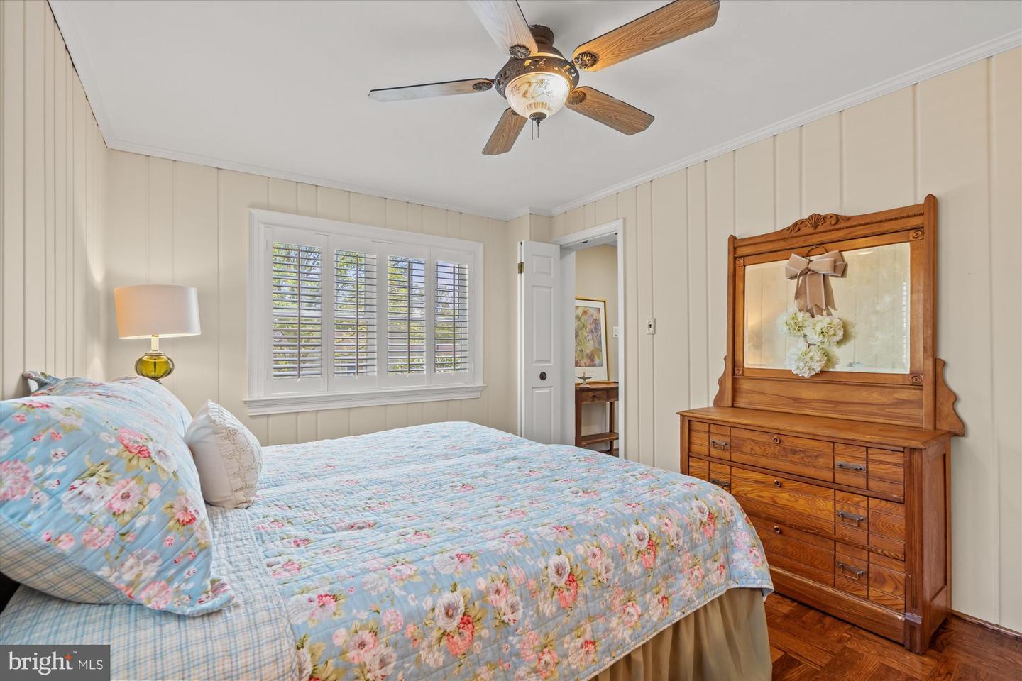 6041 25TH RD N, ARLINGTON, Virginia 22207, 4 Bedrooms Bedrooms, ,5 BathroomsBathrooms,Residential,For sale,6041 25TH RD N,VAAR2054758 MLS # VAAR2054758