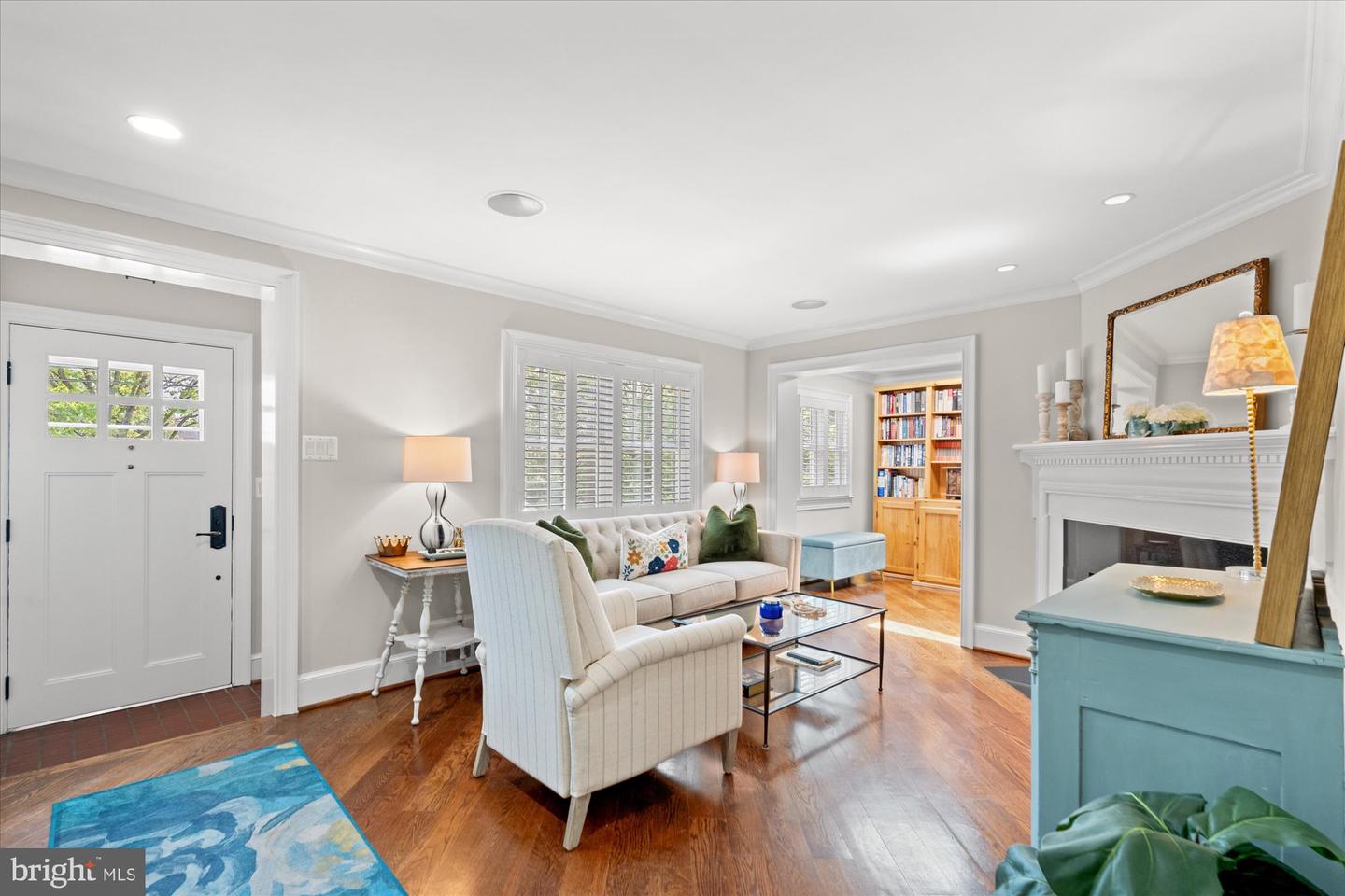 6041 25TH RD N, ARLINGTON, Virginia 22207, 4 Bedrooms Bedrooms, ,5 BathroomsBathrooms,Residential,For sale,6041 25TH RD N,VAAR2054758 MLS # VAAR2054758