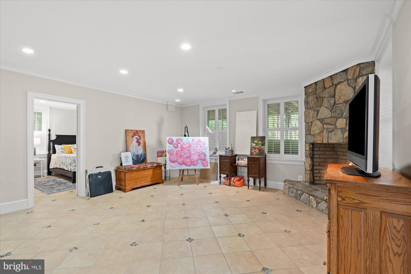 6041 25TH RD N, ARLINGTON, Virginia 22207, 4 Bedrooms Bedrooms, ,5 BathroomsBathrooms,Residential,For sale,6041 25TH RD N,VAAR2054758 MLS # VAAR2054758