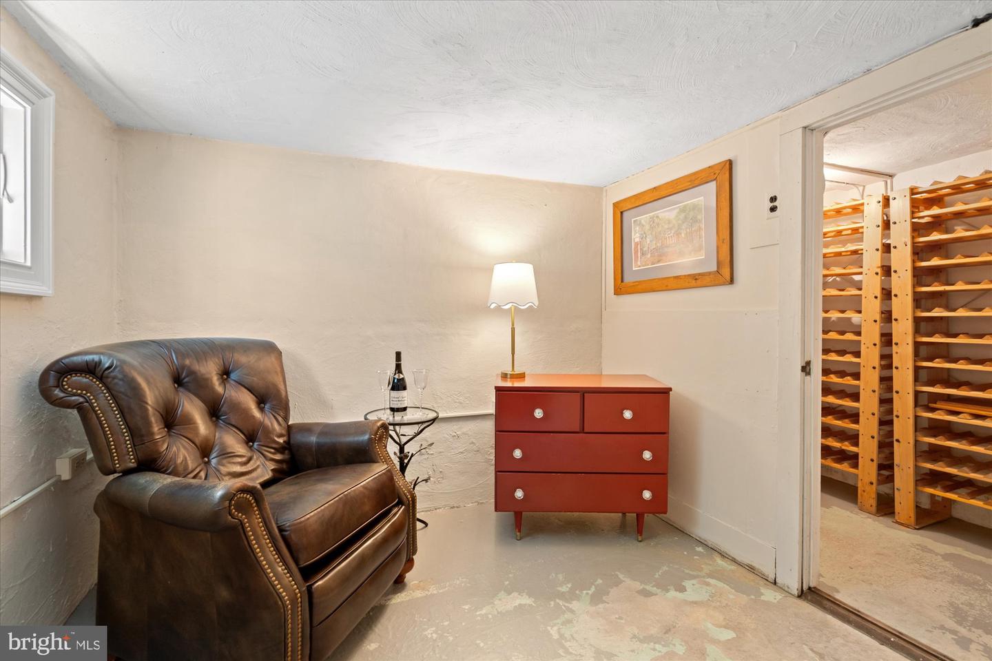 6041 25TH RD N, ARLINGTON, Virginia 22207, 4 Bedrooms Bedrooms, ,5 BathroomsBathrooms,Residential,For sale,6041 25TH RD N,VAAR2054758 MLS # VAAR2054758