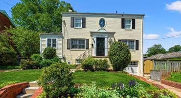 6041 25TH RD N, ARLINGTON, Virginia 22207, 4 Bedrooms Bedrooms, ,5 BathroomsBathrooms,Residential,For sale,6041 25TH RD N,VAAR2054758 MLS # VAAR2054758
