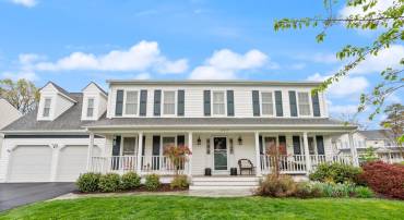 13613 WHITE STONE CT, CLIFTON, Virginia 20124, 5 Bedrooms Bedrooms, ,3 BathroomsBathrooms,Residential,For sale,13613 WHITE STONE CT,VAFX2229030 MLS # VAFX2229030