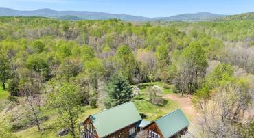 12330 CHASTAIN, HUME, Virginia 22639, 3 Bedrooms Bedrooms, ,2 BathroomsBathrooms,Residential,For sale,12330 CHASTAIN,VAFQ2015904 MLS # VAFQ2015904