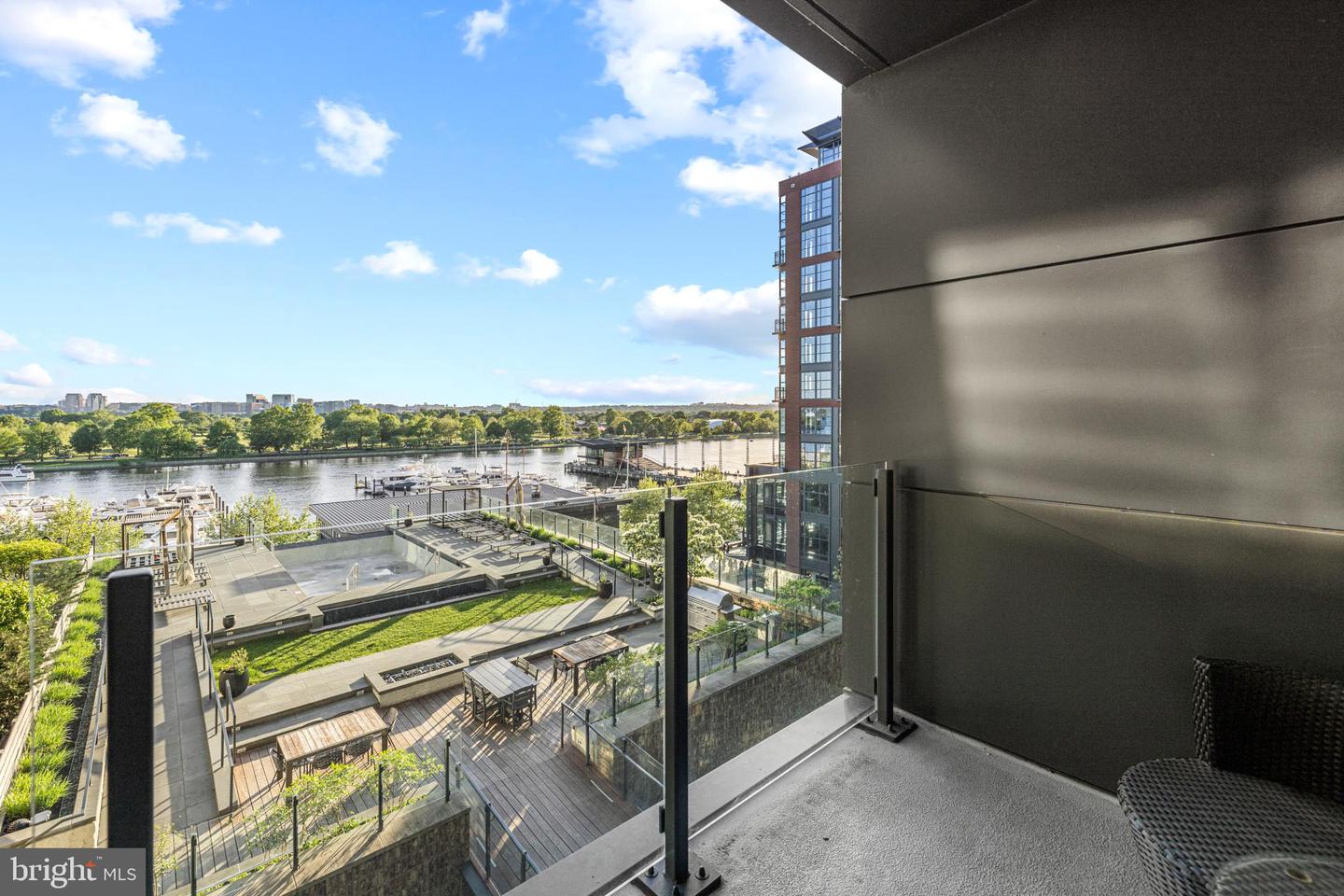 45 SUTTON SQ SW #503, WASHINGTON, District Of Columbia 20024, 2 Bedrooms Bedrooms, ,2 BathroomsBathrooms,Residential,For sale,45 SUTTON SQ SW #503,DCDC2191650 MLS # DCDC2191650