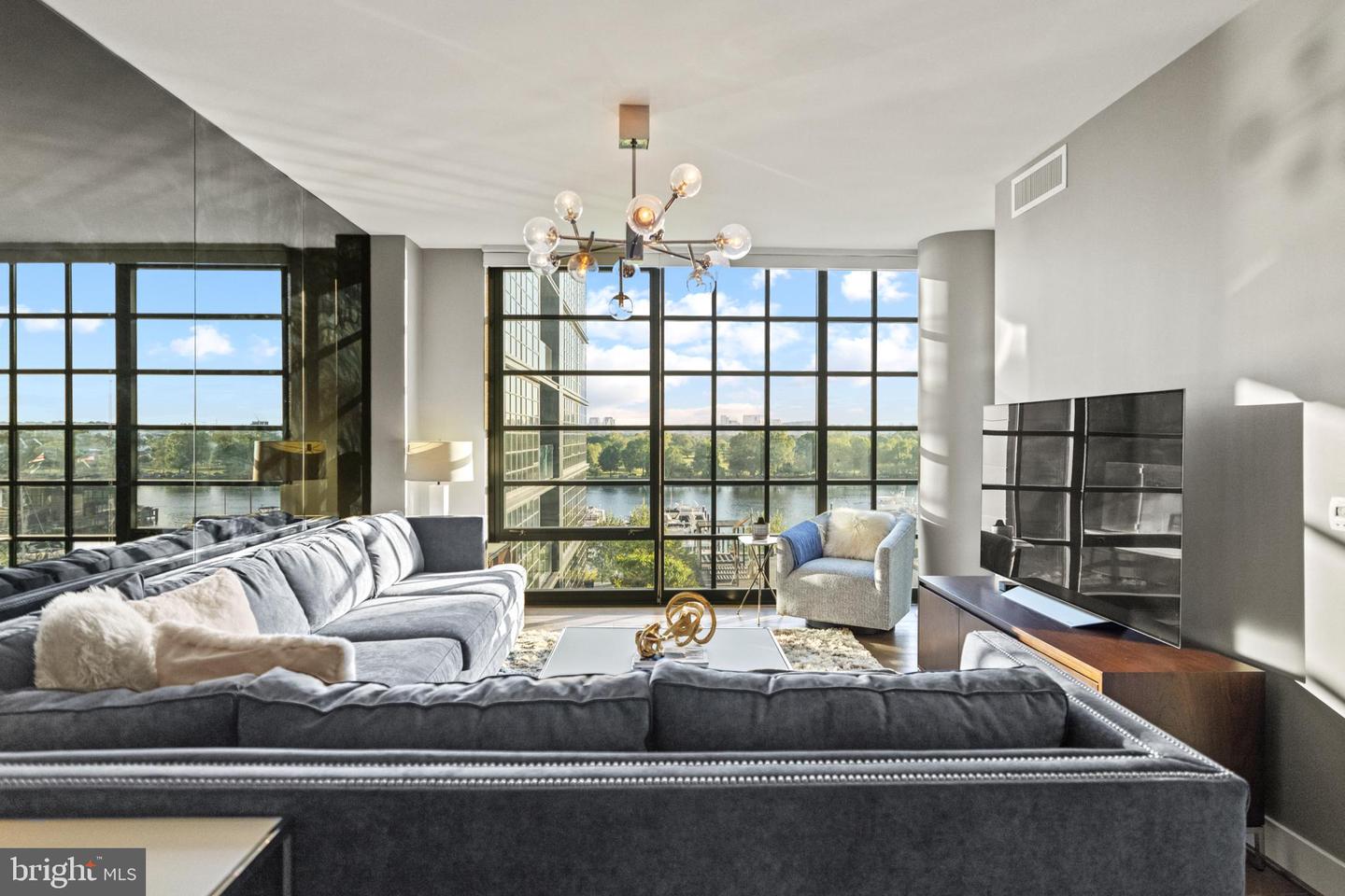 45 SUTTON SQ SW #503, WASHINGTON, District Of Columbia 20024, 2 Bedrooms Bedrooms, ,2 BathroomsBathrooms,Residential,For sale,45 SUTTON SQ SW #503,DCDC2191650 MLS # DCDC2191650
