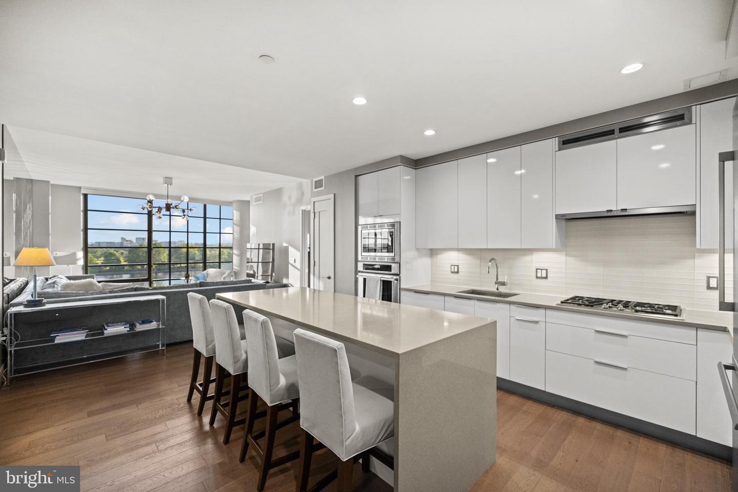45 SUTTON SQ SW #503, WASHINGTON, District Of Columbia 20024, 2 Bedrooms Bedrooms, ,2 BathroomsBathrooms,Residential,For sale,45 SUTTON SQ SW #503,DCDC2191650 MLS # DCDC2191650