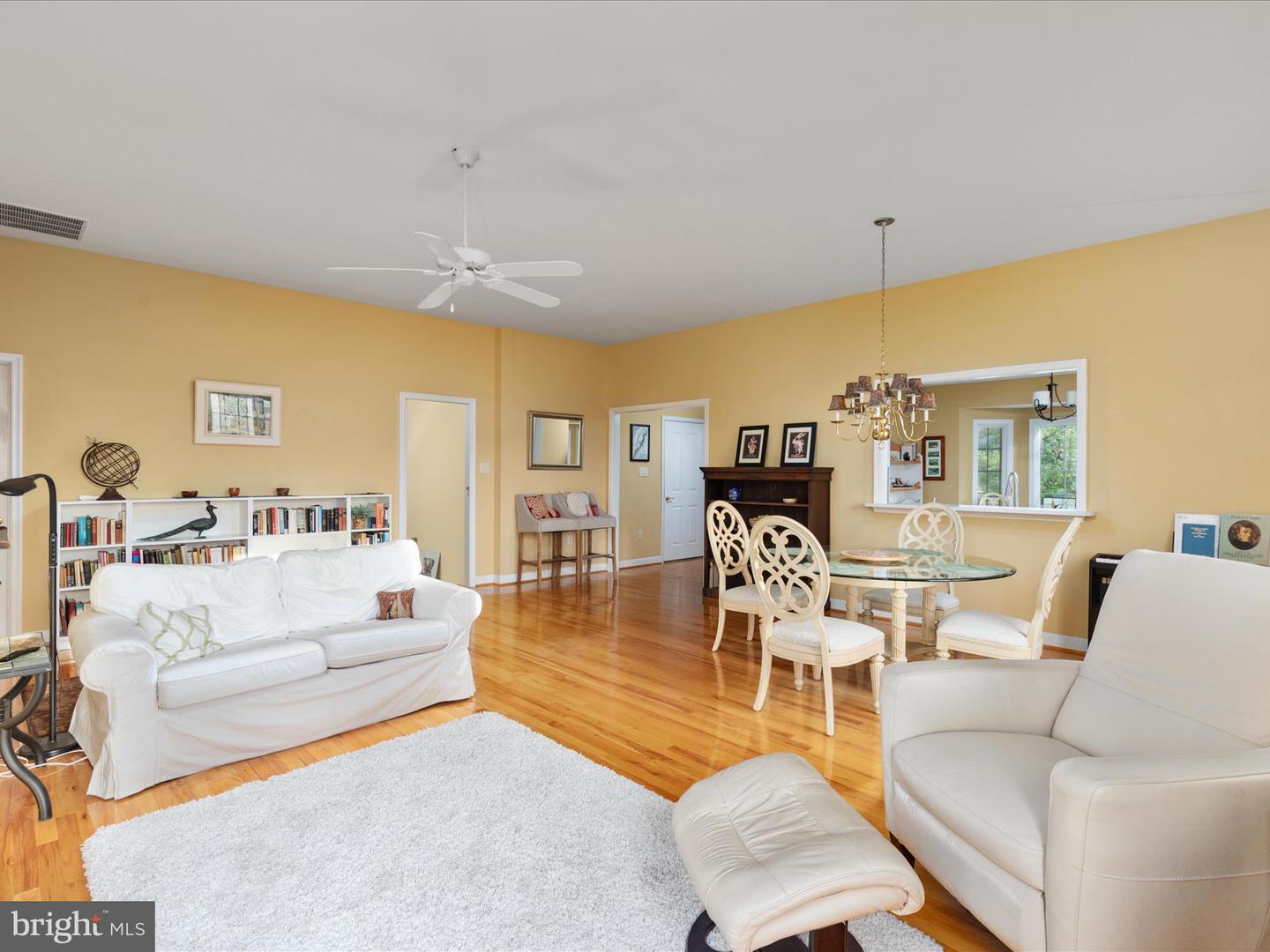 112 DANIEL CT, STRASBURG, Virginia 22657, 4 Bedrooms Bedrooms, ,3 BathroomsBathrooms,Residential,For sale,112 DANIEL CT,VASH2010982 MLS # VASH2010982
