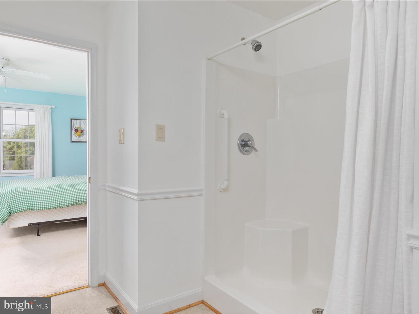112 DANIEL CT, STRASBURG, Virginia 22657, 4 Bedrooms Bedrooms, ,3 BathroomsBathrooms,Residential,For sale,112 DANIEL CT,VASH2010982 MLS # VASH2010982