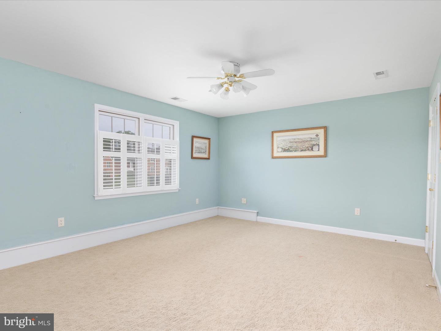 112 DANIEL CT, STRASBURG, Virginia 22657, 4 Bedrooms Bedrooms, ,3 BathroomsBathrooms,Residential,For sale,112 DANIEL CT,VASH2010982 MLS # VASH2010982