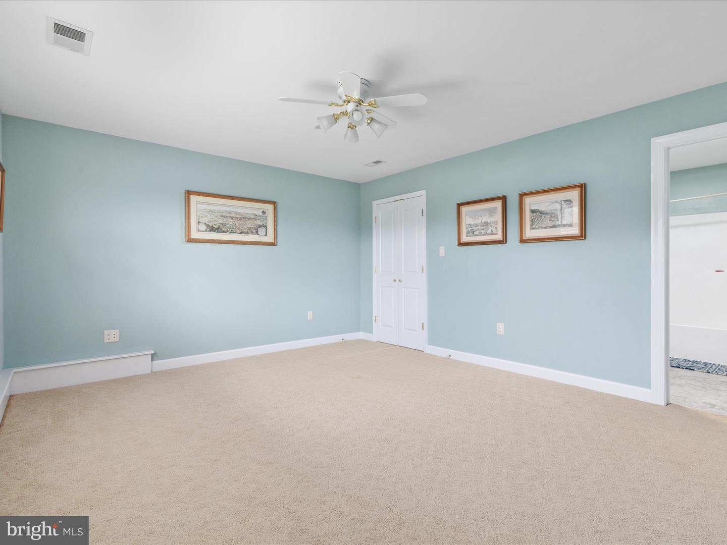 112 DANIEL CT, STRASBURG, Virginia 22657, 4 Bedrooms Bedrooms, ,3 BathroomsBathrooms,Residential,For sale,112 DANIEL CT,VASH2010982 MLS # VASH2010982