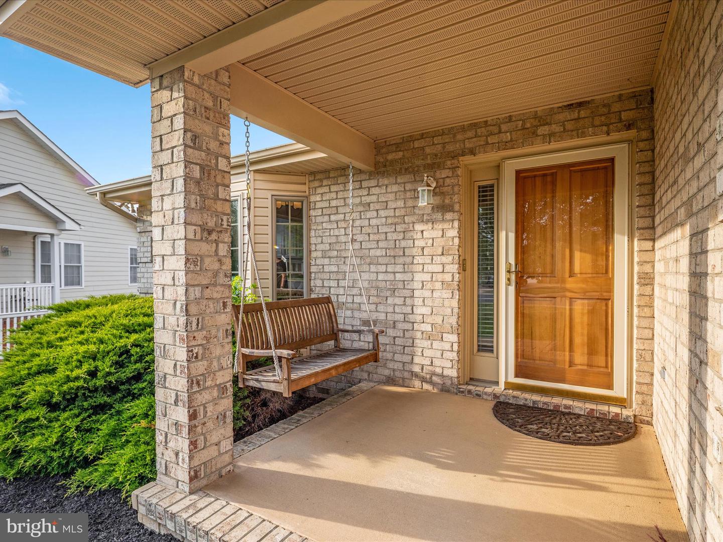112 DANIEL CT, STRASBURG, Virginia 22657, 4 Bedrooms Bedrooms, ,3 BathroomsBathrooms,Residential,For sale,112 DANIEL CT,VASH2010982 MLS # VASH2010982