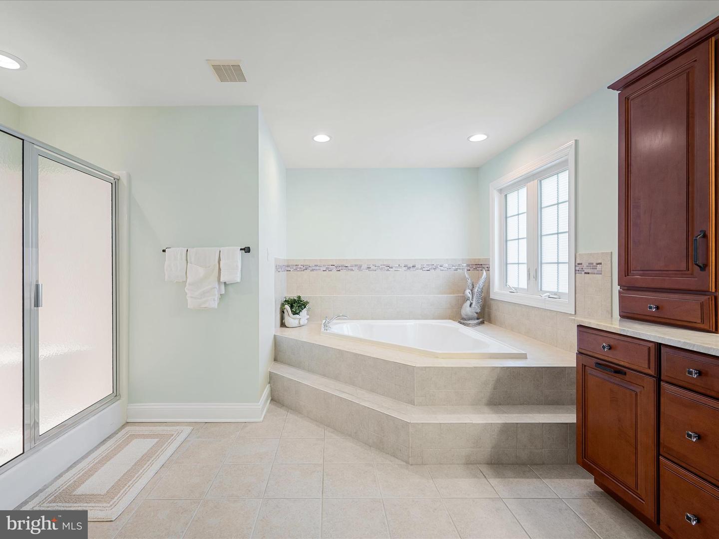 125 KILLANEY CT, WINCHESTER, Virginia 22602, 5 Bedrooms Bedrooms, ,4 BathroomsBathrooms,Residential,For sale,125 KILLANEY CT,VAFV2033020 MLS # VAFV2033020