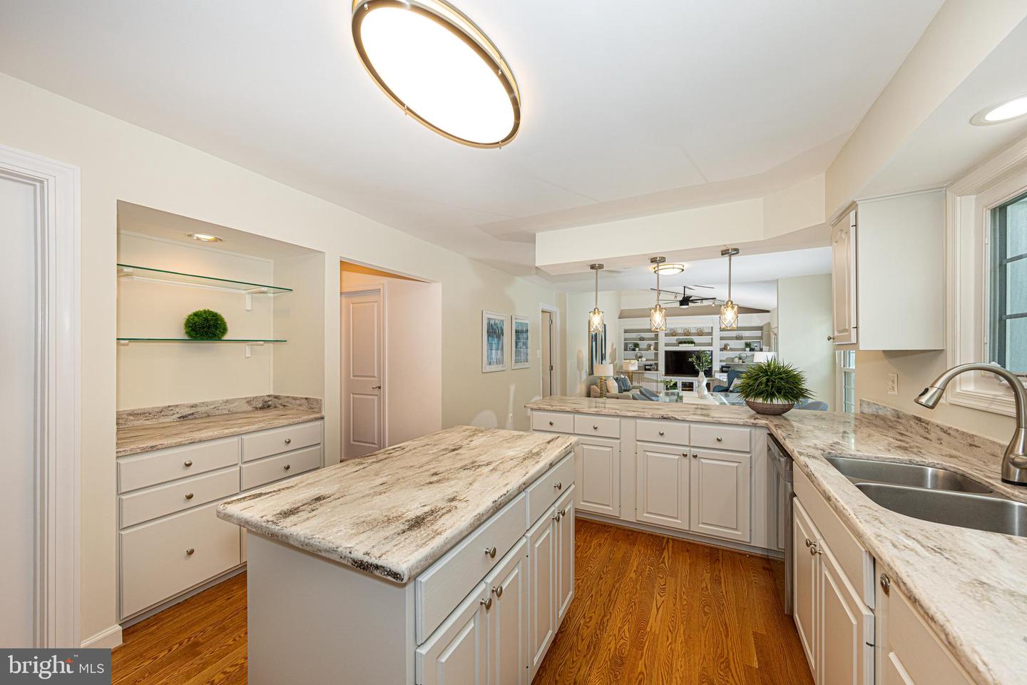 9126 JOHN WAY, FAIRFAX STATION, Virginia 22039, 4 Bedrooms Bedrooms, ,3 BathroomsBathrooms,Residential,For sale,9126 JOHN WAY,VAFX2229644 MLS # VAFX2229644