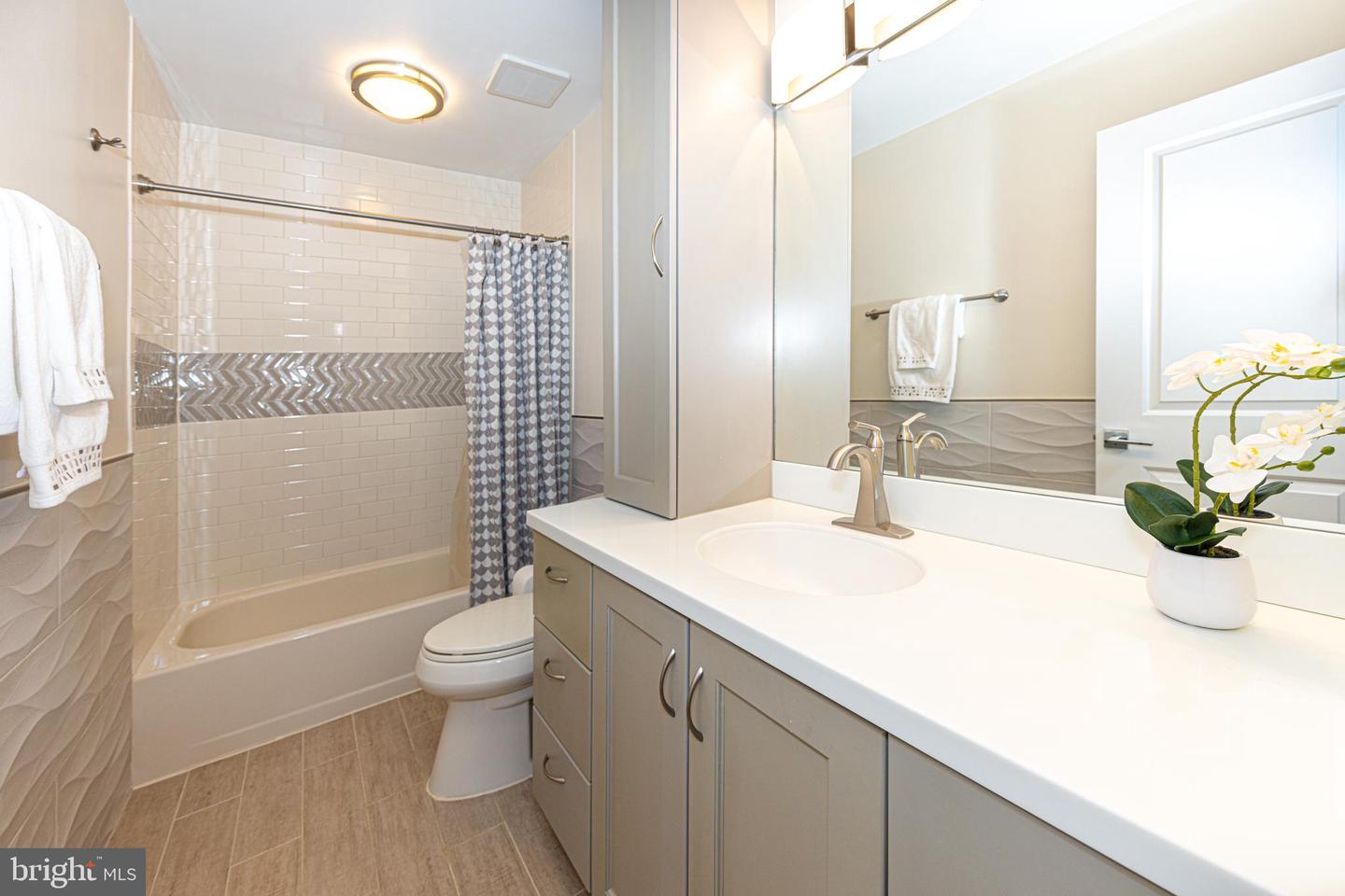 9126 JOHN WAY, FAIRFAX STATION, Virginia 22039, 4 Bedrooms Bedrooms, ,3 BathroomsBathrooms,Residential,For sale,9126 JOHN WAY,VAFX2229644 MLS # VAFX2229644