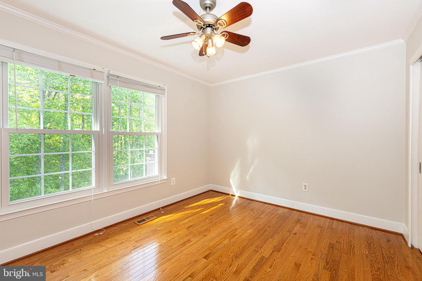 9126 JOHN WAY, FAIRFAX STATION, Virginia 22039, 4 Bedrooms Bedrooms, ,3 BathroomsBathrooms,Residential,For sale,9126 JOHN WAY,VAFX2229644 MLS # VAFX2229644