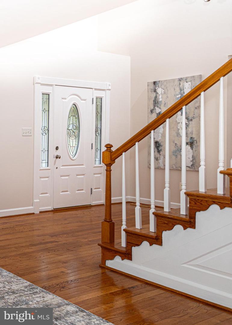 9126 JOHN WAY, FAIRFAX STATION, Virginia 22039, 4 Bedrooms Bedrooms, ,3 BathroomsBathrooms,Residential,For sale,9126 JOHN WAY,VAFX2229644 MLS # VAFX2229644