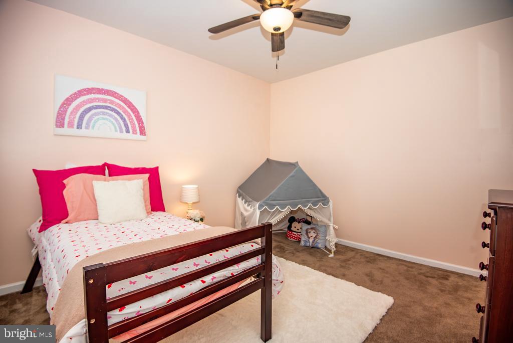 24388 MOON GLADE CT, ALDIE, Virginia 20105, 5 Bedrooms Bedrooms, ,3 BathroomsBathrooms,Residential,For sale,24388 MOON GLADE CT,VALO2091966 MLS # VALO2091966