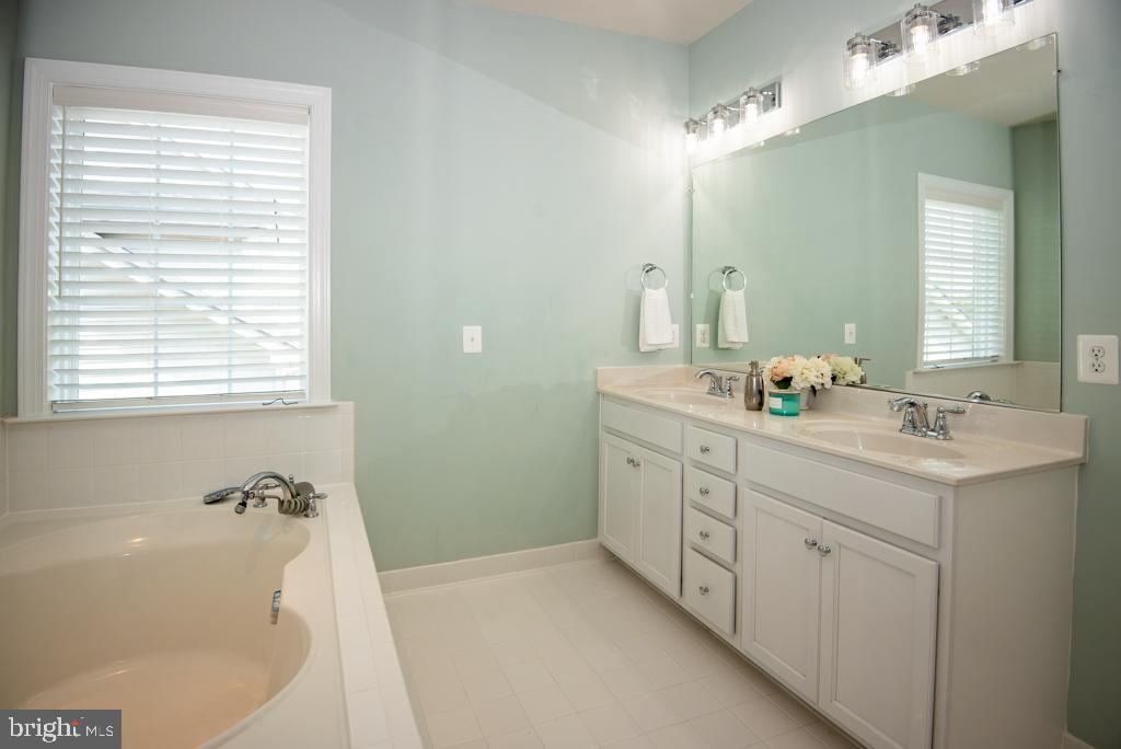 24388 MOON GLADE CT, ALDIE, Virginia 20105, 5 Bedrooms Bedrooms, ,3 BathroomsBathrooms,Residential,For sale,24388 MOON GLADE CT,VALO2091966 MLS # VALO2091966