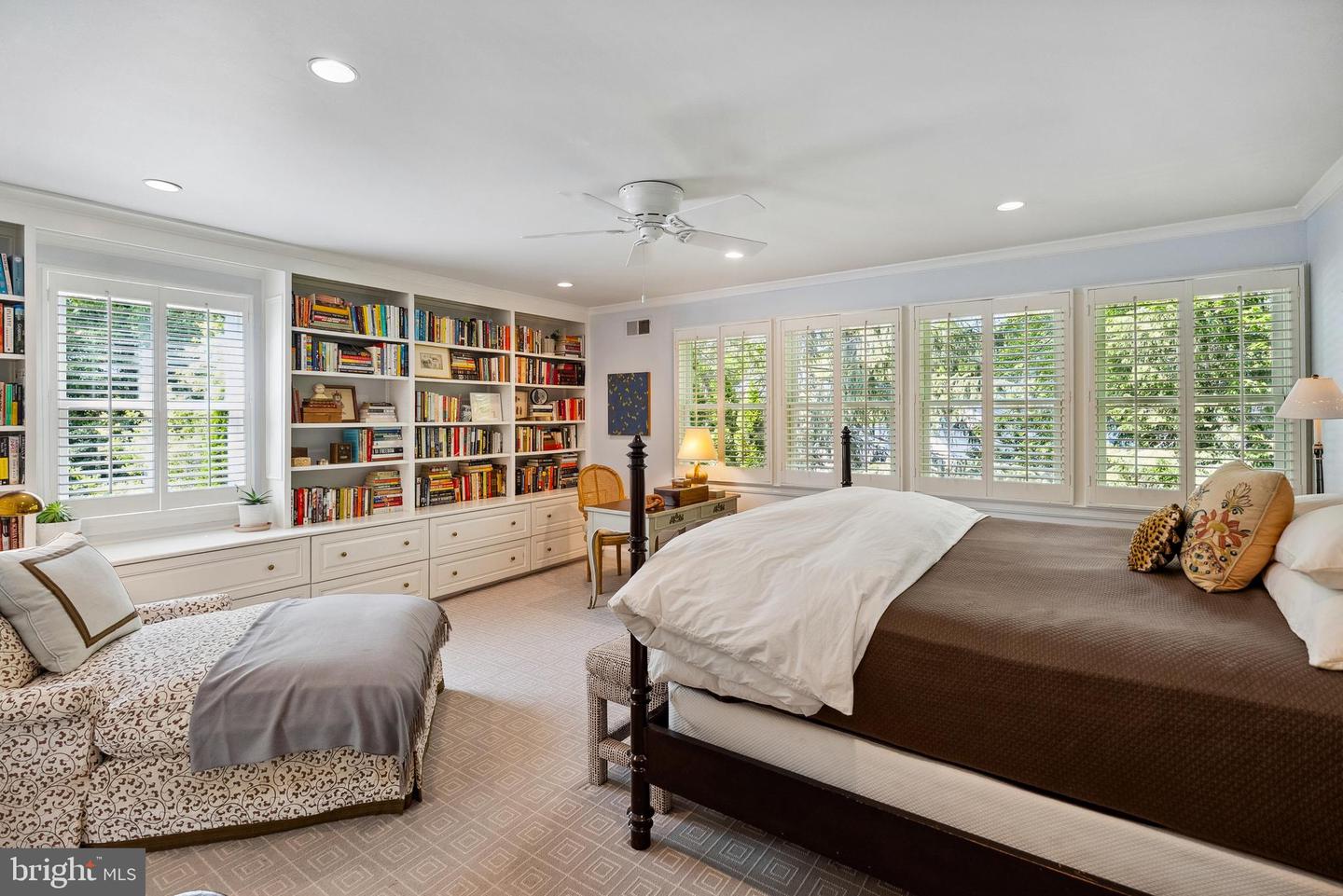 5045 MILLWOOD LN NW, WASHINGTON, District Of Columbia 20016, 4 Bedrooms Bedrooms, ,3 BathroomsBathrooms,Residential,For sale,5045 MILLWOOD LN NW,DCDC2191874 MLS # DCDC2191874