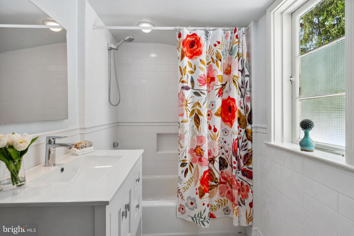 5045 MILLWOOD LN NW, WASHINGTON, District Of Columbia 20016, 4 Bedrooms Bedrooms, ,3 BathroomsBathrooms,Residential,For sale,5045 MILLWOOD LN NW,DCDC2191874 MLS # DCDC2191874