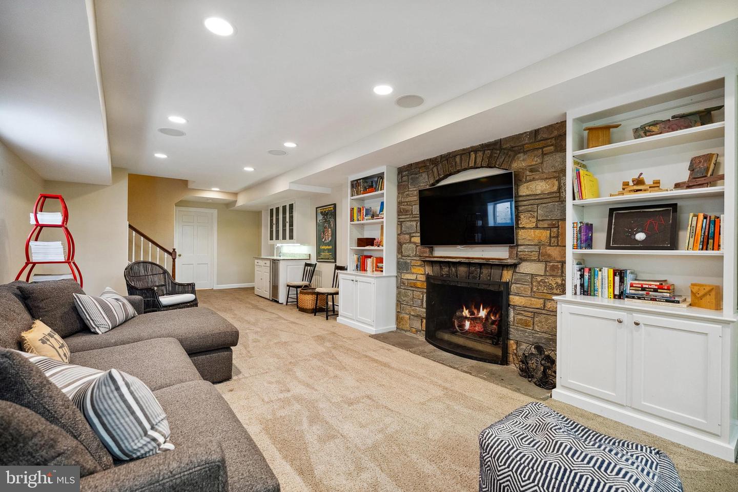 5045 MILLWOOD LN NW, WASHINGTON, District Of Columbia 20016, 4 Bedrooms Bedrooms, ,3 BathroomsBathrooms,Residential,For sale,5045 MILLWOOD LN NW,DCDC2191874 MLS # DCDC2191874