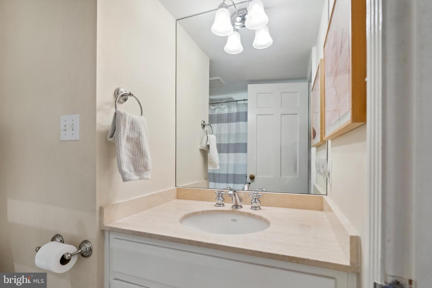 5045 MILLWOOD LN NW, WASHINGTON, District Of Columbia 20016, 4 Bedrooms Bedrooms, ,3 BathroomsBathrooms,Residential,For sale,5045 MILLWOOD LN NW,DCDC2191874 MLS # DCDC2191874