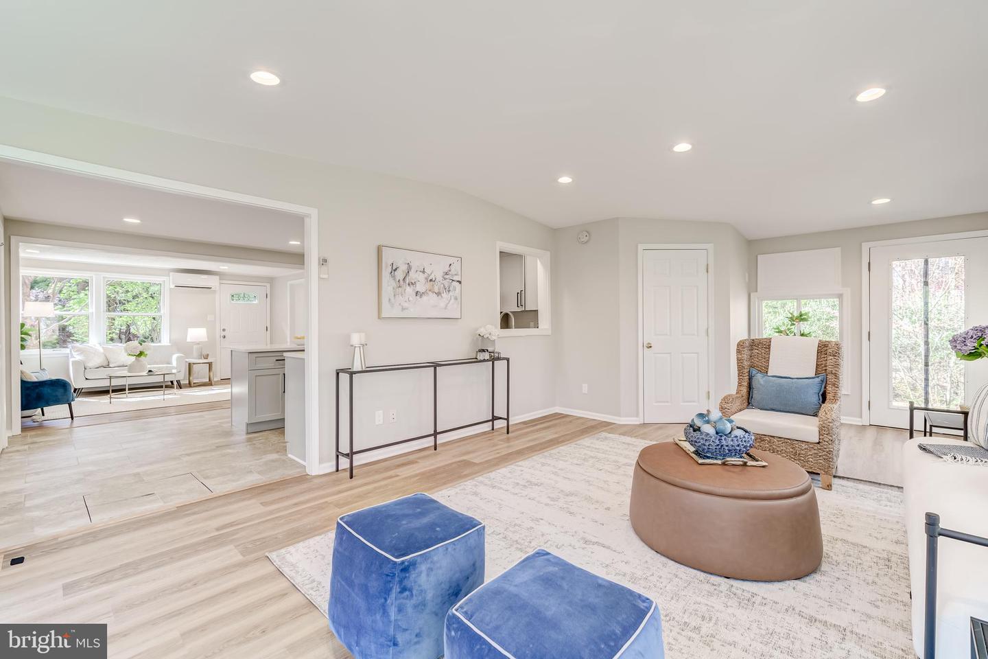 4513 ERIN DR, HAYMARKET, Virginia 20169, 2 Bedrooms Bedrooms, ,1 BathroomBathrooms,Residential,For sale,4513 ERIN DR,VAPW2090434 MLS # VAPW2090434