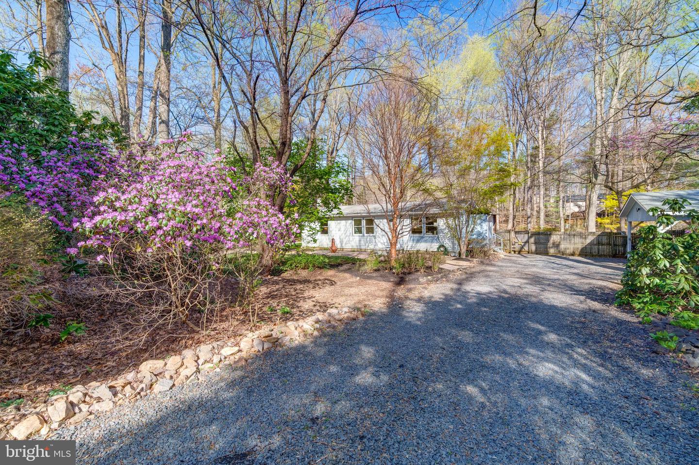 4513 ERIN DR, HAYMARKET, Virginia 20169, 2 Bedrooms Bedrooms, ,1 BathroomBathrooms,Residential,For sale,4513 ERIN DR,VAPW2090434 MLS # VAPW2090434