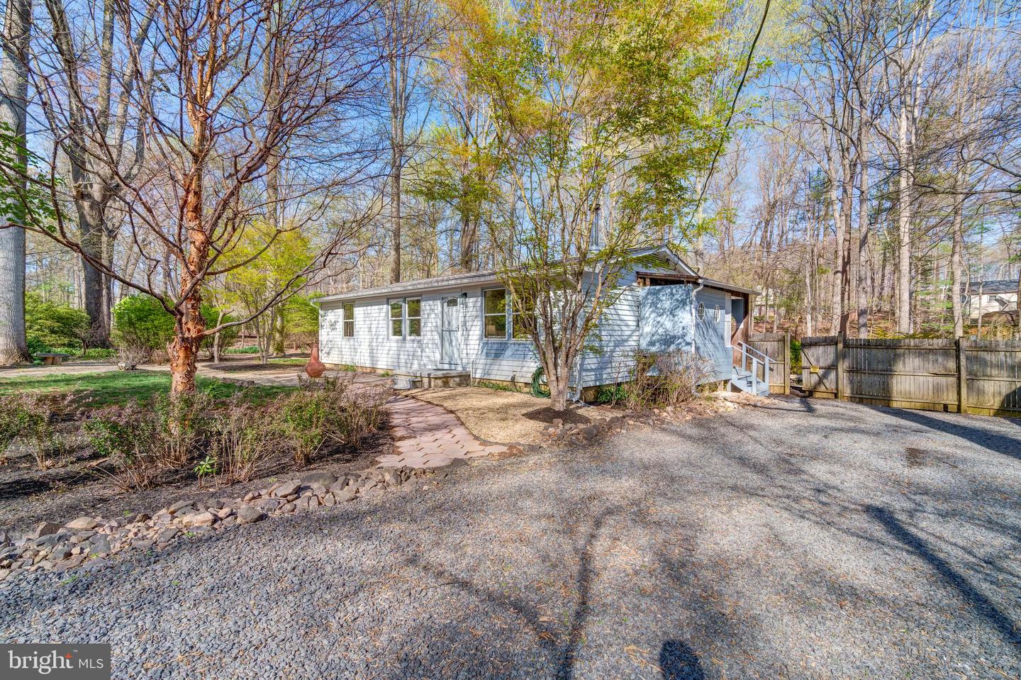 4513 ERIN DR, HAYMARKET, Virginia 20169, 2 Bedrooms Bedrooms, ,1 BathroomBathrooms,Residential,For sale,4513 ERIN DR,VAPW2090434 MLS # VAPW2090434
