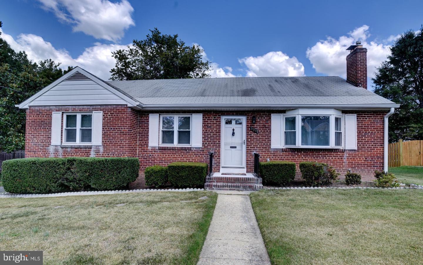 5931 1ST ST S, ARLINGTON, Virginia 22204, 3 Bedrooms Bedrooms, ,2 BathroomsBathrooms,Residential,For sale,5931 1ST ST S,VAAR2055112 MLS # VAAR2055112
