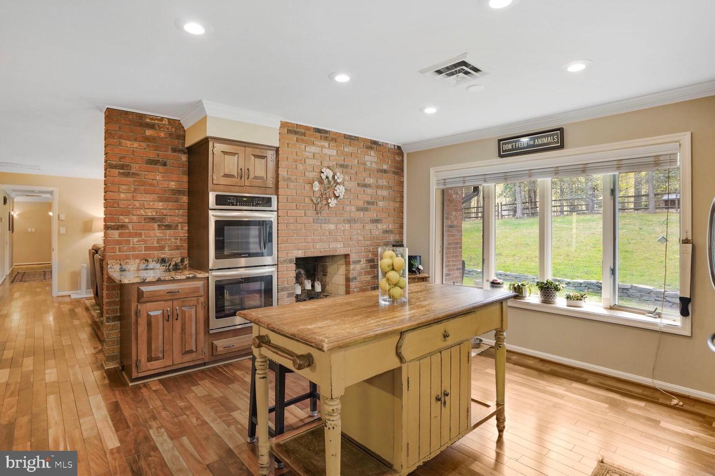 11605 CHOIR LN, FAIRFAX STATION, Virginia 22039, 4 Bedrooms Bedrooms, ,3 BathroomsBathrooms,Residential,For sale,11605 CHOIR LN,VAFX2230308 MLS # VAFX2230308