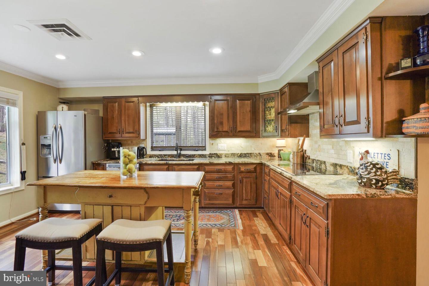 11605 CHOIR LN, FAIRFAX STATION, Virginia 22039, 4 Bedrooms Bedrooms, ,3 BathroomsBathrooms,Residential,For sale,11605 CHOIR LN,VAFX2230308 MLS # VAFX2230308