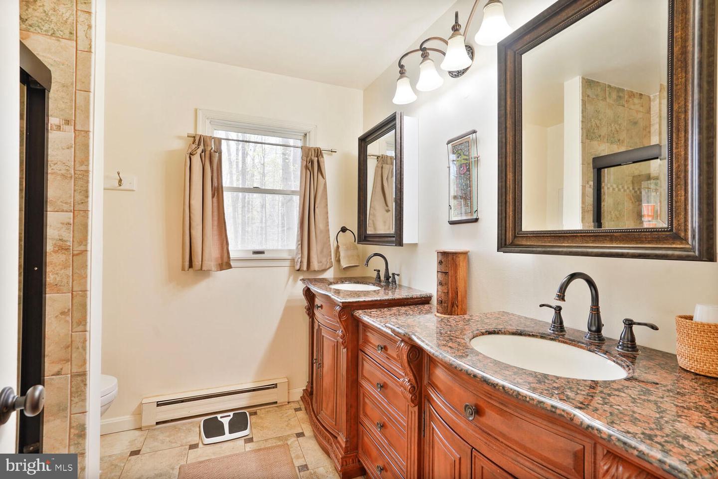 11605 CHOIR LN, FAIRFAX STATION, Virginia 22039, 4 Bedrooms Bedrooms, ,3 BathroomsBathrooms,Residential,For sale,11605 CHOIR LN,VAFX2230308 MLS # VAFX2230308