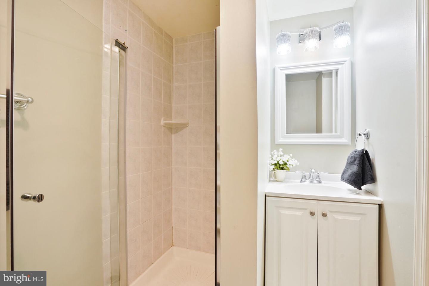 11605 CHOIR LN, FAIRFAX STATION, Virginia 22039, 4 Bedrooms Bedrooms, ,3 BathroomsBathrooms,Residential,For sale,11605 CHOIR LN,VAFX2230308 MLS # VAFX2230308