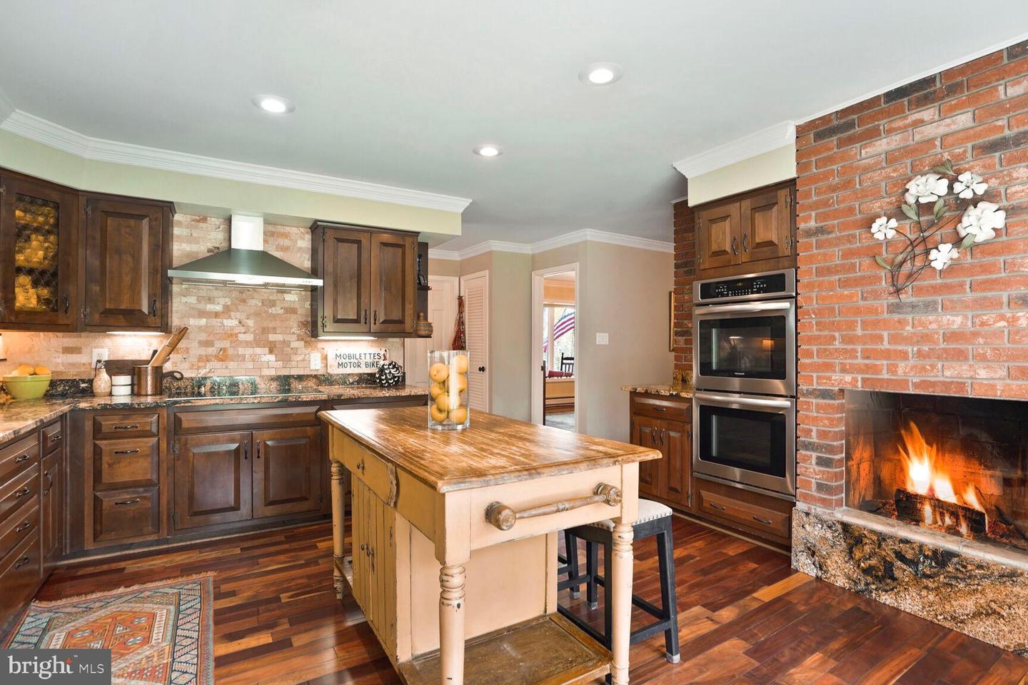 11605 CHOIR LN, FAIRFAX STATION, Virginia 22039, 4 Bedrooms Bedrooms, ,3 BathroomsBathrooms,Residential,For sale,11605 CHOIR LN,VAFX2230308 MLS # VAFX2230308