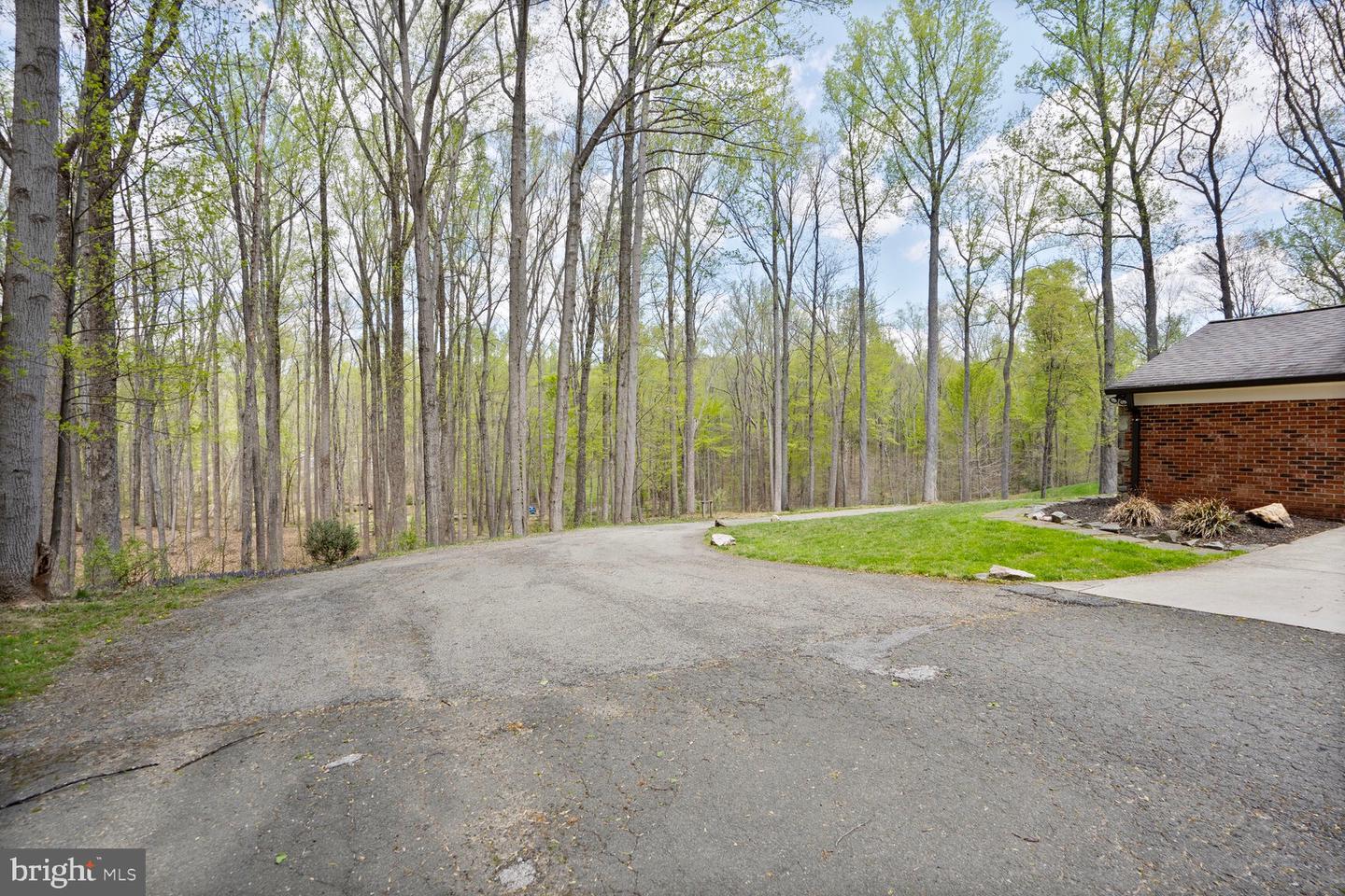 11605 CHOIR LN, FAIRFAX STATION, Virginia 22039, 4 Bedrooms Bedrooms, ,3 BathroomsBathrooms,Residential,For sale,11605 CHOIR LN,VAFX2230308 MLS # VAFX2230308