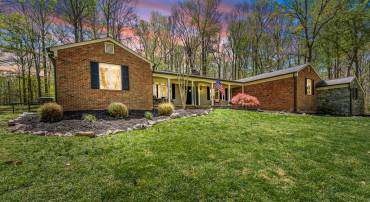11605 CHOIR LN, FAIRFAX STATION, Virginia 22039, 4 Bedrooms Bedrooms, ,3 BathroomsBathrooms,Residential,For sale,11605 CHOIR LN,VAFX2230308 MLS # VAFX2230308