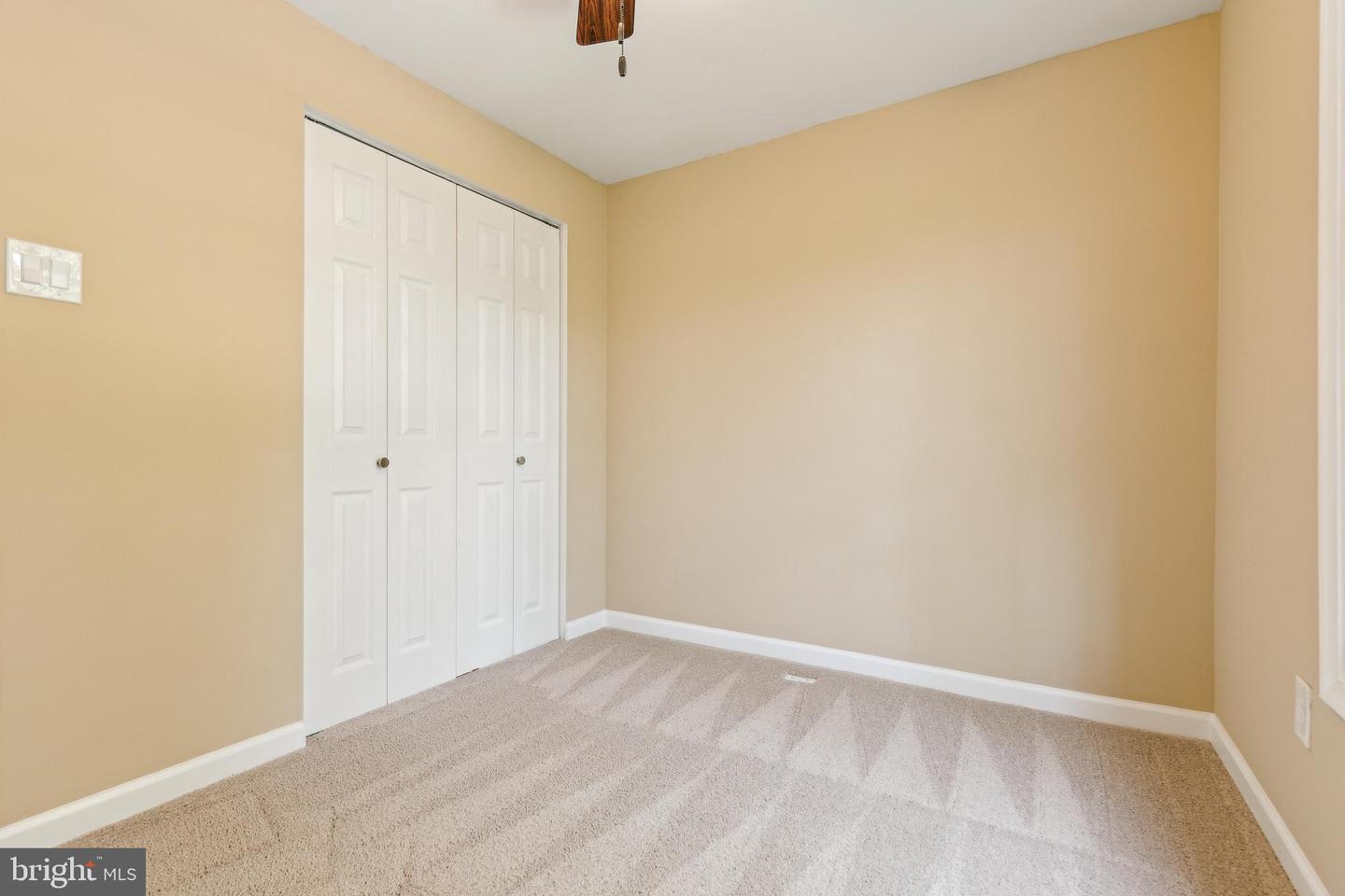 10307 GRANITE CREEK LN #10307, OAKTON, Virginia 22124, 3 Bedrooms Bedrooms, ,3 BathroomsBathrooms,Residential,For sale,10307 GRANITE CREEK LN #10307,VAFX2230312 MLS # VAFX2230312