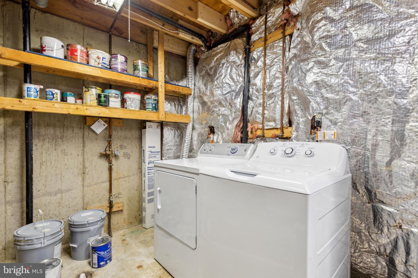 10307 GRANITE CREEK LN #10307, OAKTON, Virginia 22124, 3 Bedrooms Bedrooms, ,3 BathroomsBathrooms,Residential,For sale,10307 GRANITE CREEK LN #10307,VAFX2230312 MLS # VAFX2230312