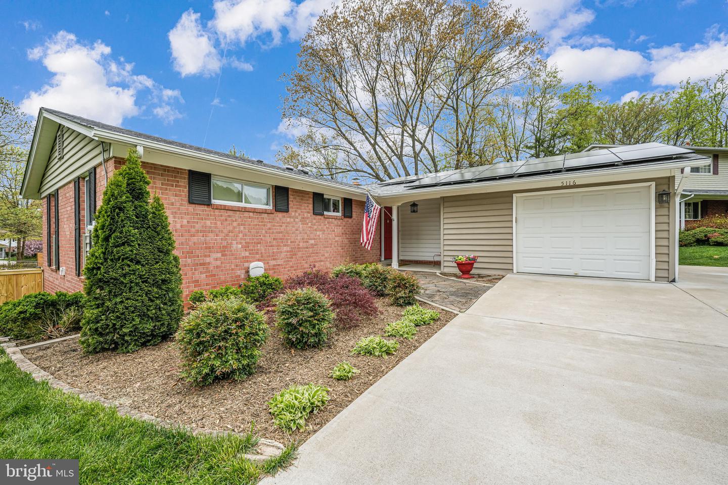 5116 THACKERY CT, FAIRFAX, Virginia 22032, 4 Bedrooms Bedrooms, ,3 BathroomsBathrooms,Residential,For sale,5116 THACKERY CT,VAFX2230390 MLS # VAFX2230390