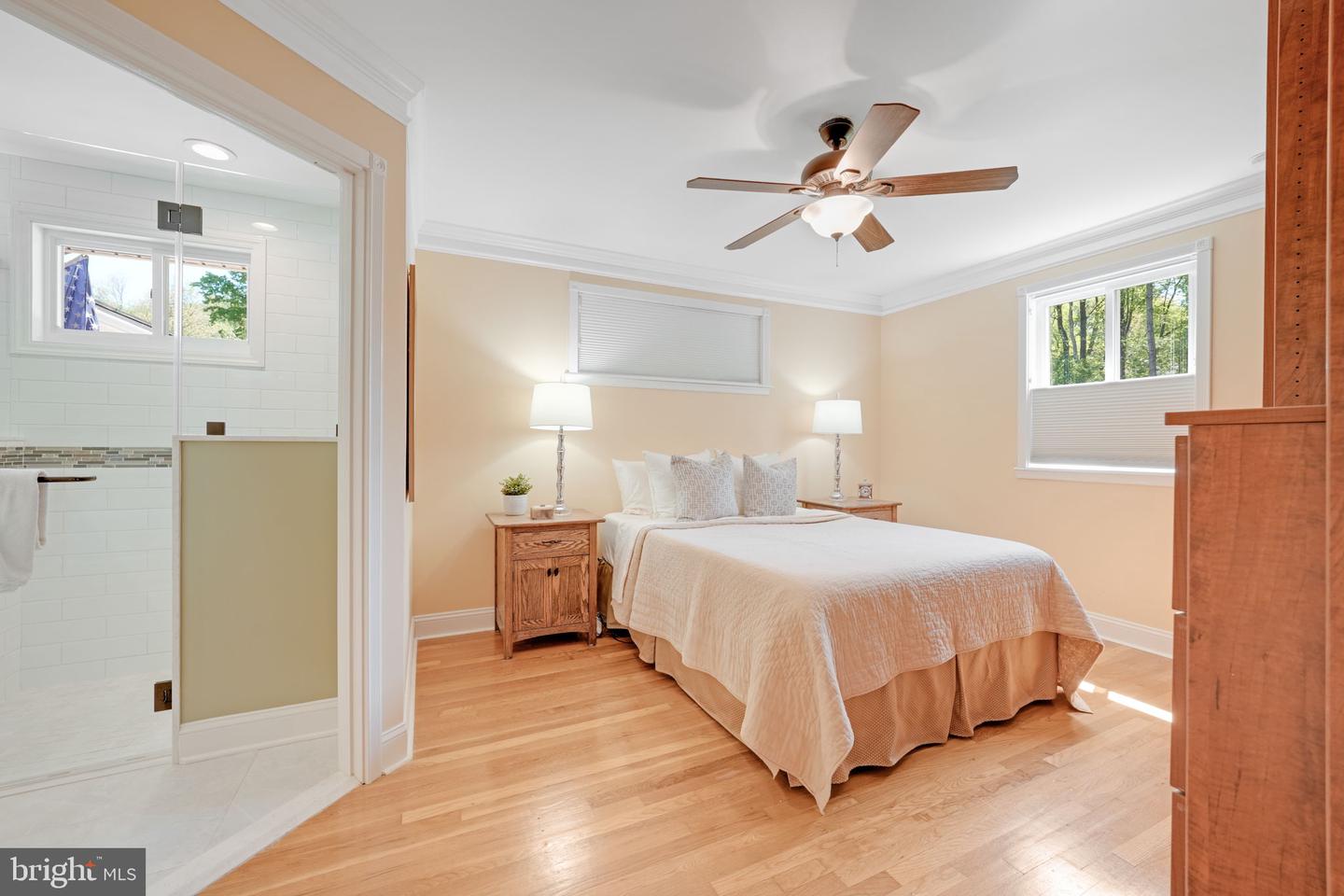 5116 THACKERY CT, FAIRFAX, Virginia 22032, 4 Bedrooms Bedrooms, ,3 BathroomsBathrooms,Residential,For sale,5116 THACKERY CT,VAFX2230390 MLS # VAFX2230390
