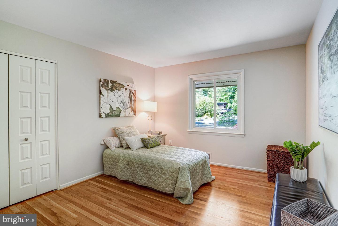 9305 HAMILTON DR, FAIRFAX, Virginia 22031, 4 Bedrooms Bedrooms, ,3 BathroomsBathrooms,Residential,For sale,9305 HAMILTON DR,VAFX2230404 MLS # VAFX2230404